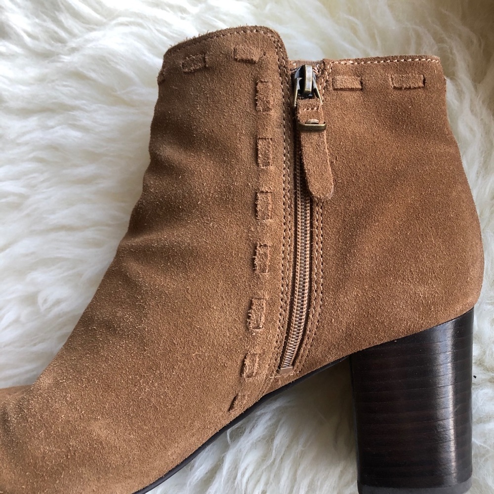 Via Spiga Suede Ankle Healed Boots - Picture 2 of 9
